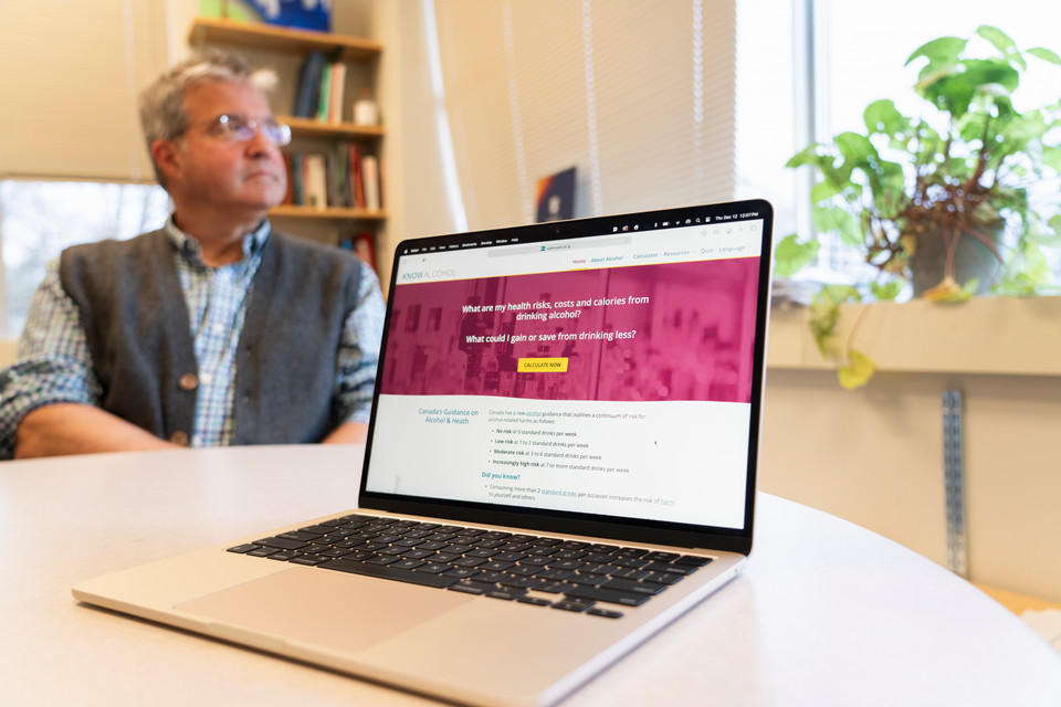 Know before you drink: New site helps calculate the benefits of drinking less