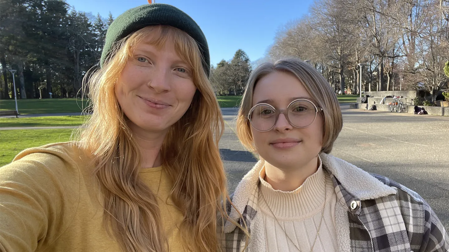 Two students from the FYI Program pose in the UVic quad.